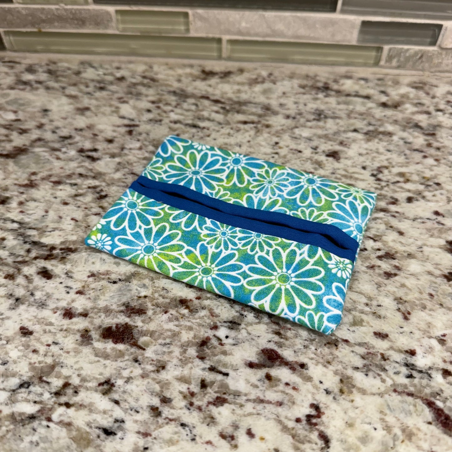 Tissue Holder: Travel Size